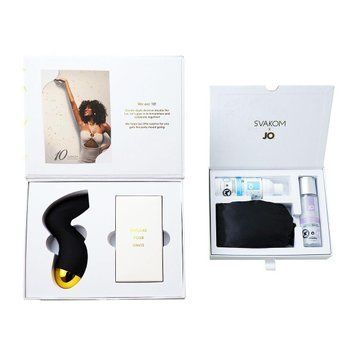 Подарочный набор Svakom Anniversary Box: вакуумный стимулятор, ленты, маска, лубрикант, спрей 1974480507 фото
