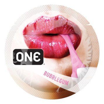 Ароматизированный презерватив ONE FlavorWaves Bubblegum, 1 шт, фиолетовый, запах жевательной резинки 2338479803 фото